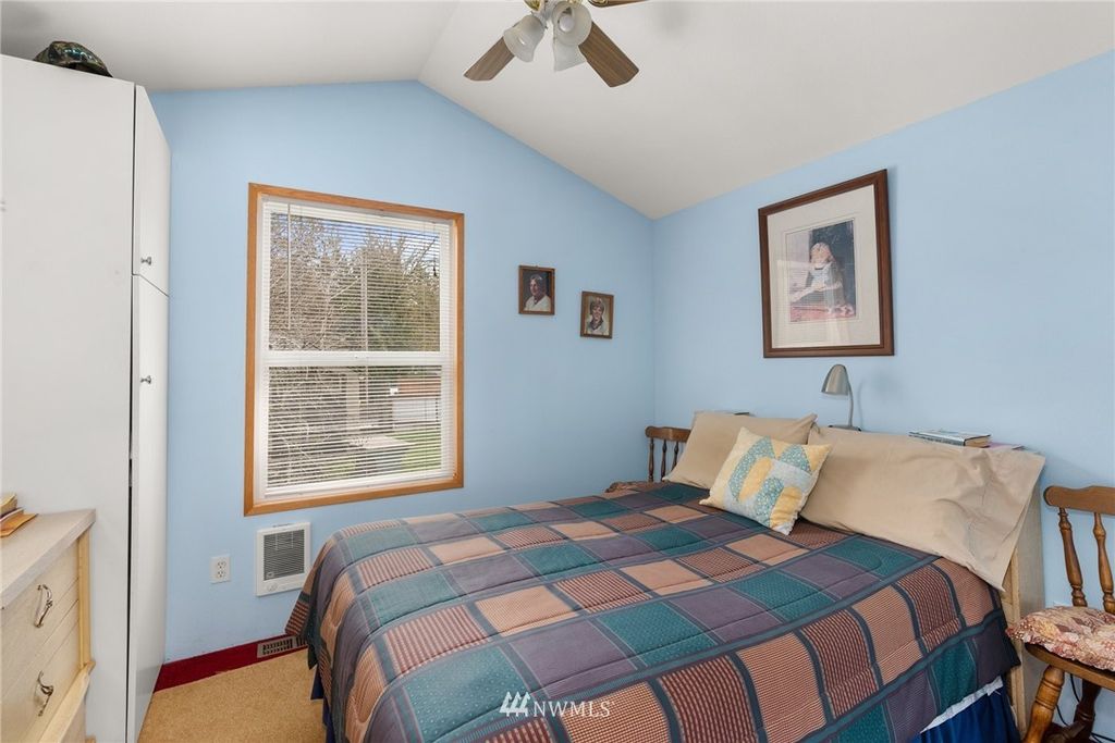 listing image 9363123524167