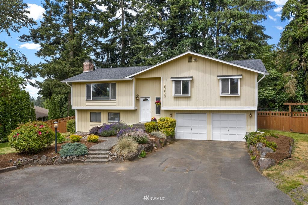 Photo of 22820 88th Avenue W, Edmonds, WA 98026 (MLS # 1974731)