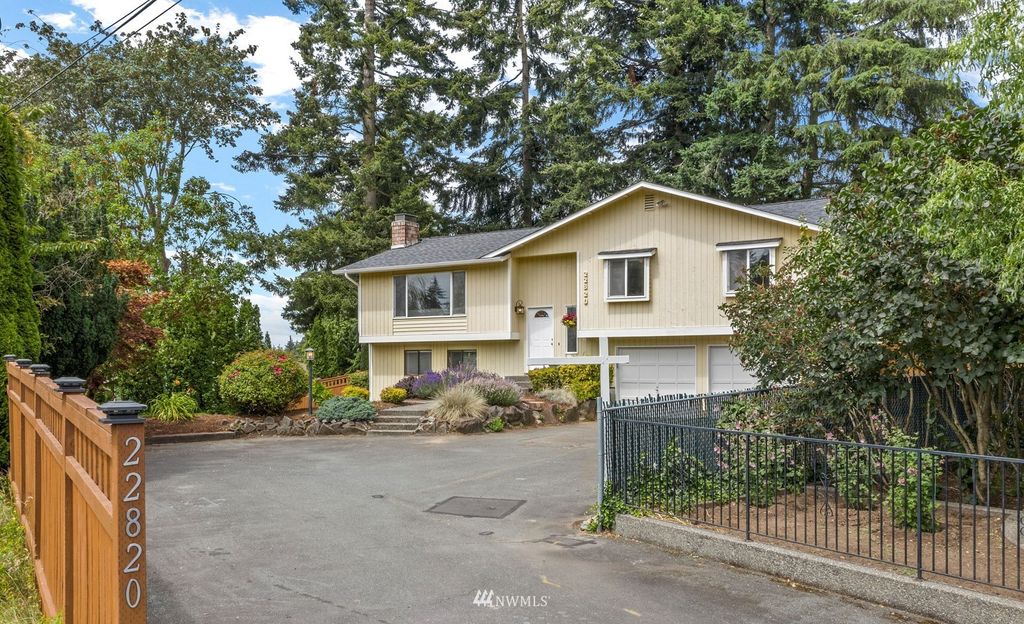 Photo of 22820 88th Avenue W, Edmonds, WA 98026 (MLS # 1974731)