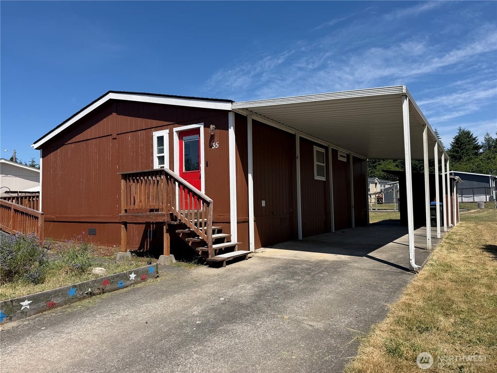 Photo of 222 Maple Avenue NW #35, Napavine, WA 98565 (MLS # 2549454)
