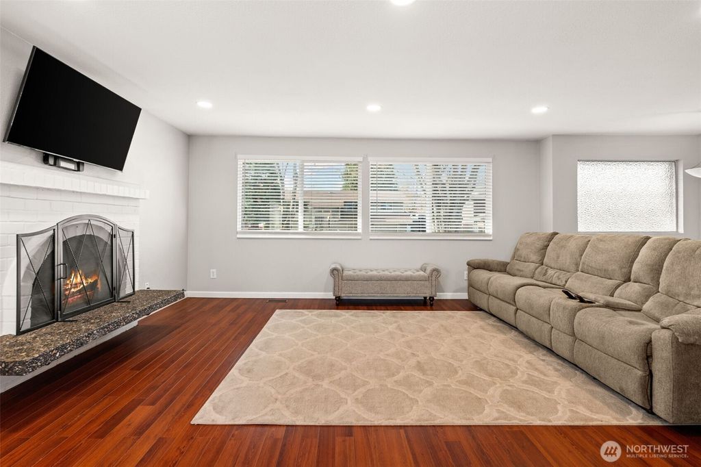 Photo of 19234 121st Place SE, Kent, WA 98031 (MLS # 2465382)