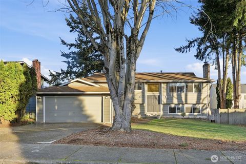 Photo of 19234 121st Place SE, Kent, WA 98031 (MLS # 2465382)