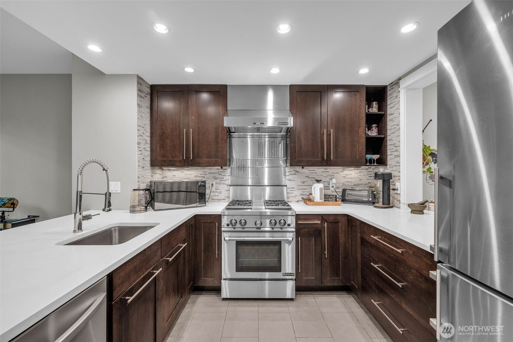 10042 Main Street 117