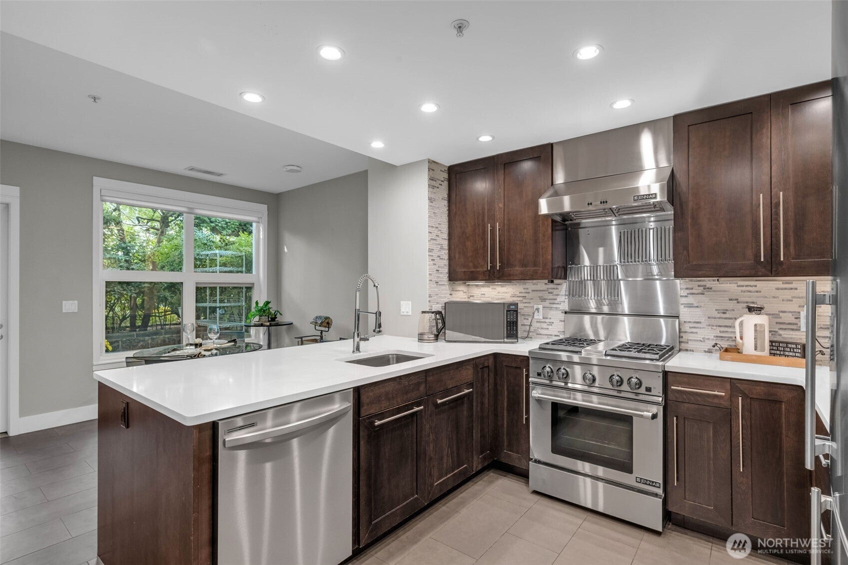 10042 Main Street 117