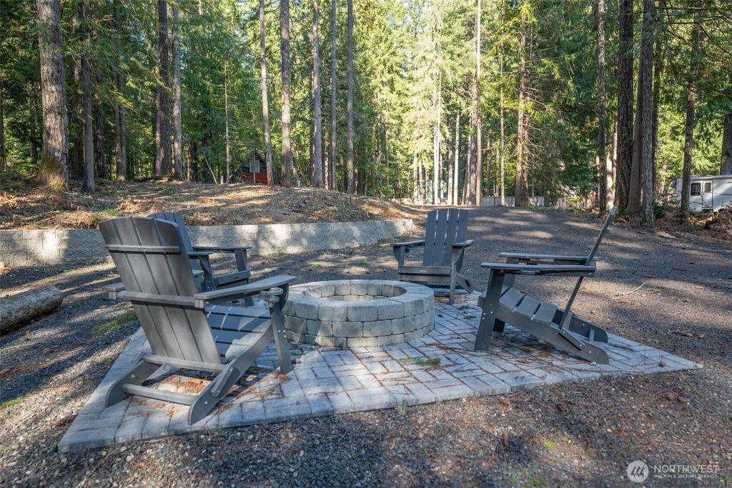 Photo of 91 N Duckabush Drive W, Hoodsport, WA 98548 (MLS # 2488996)