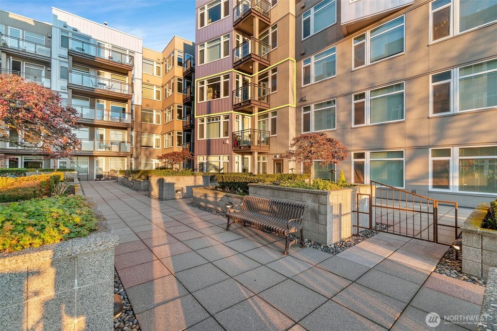 Photo of 2000 Alaskan Way #355, Seattle, WA 98121 (MLS # 2465348)