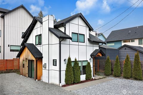 Photo of 7514 12th Avenue SW #B, Seattle, WA 98106 (MLS # 2482364)