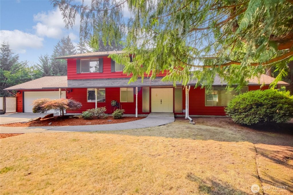 Photo of 12409 SE 233rd Street, Kent, WA 98031 (MLS # 2430403)