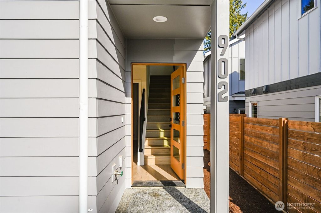 Photo of 902 N 107th Street, Seattle, WA 98133 (MLS # 2516636)