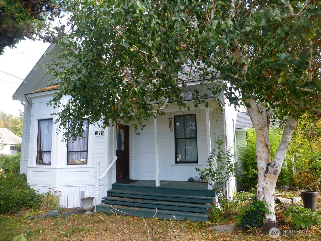 Photo of 114 N 2nd Street, La Conner, WA 98257 (MLS # 2589553)