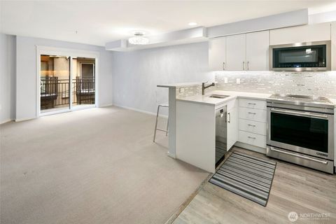 Photo of 425 Vine Street #614, Seattle, WA 98121 (MLS # 2523024)