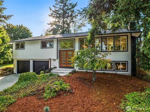Photo of 6225 122nd Avenue SE, Bellevue, WA 98006 (MLS # 2441018)