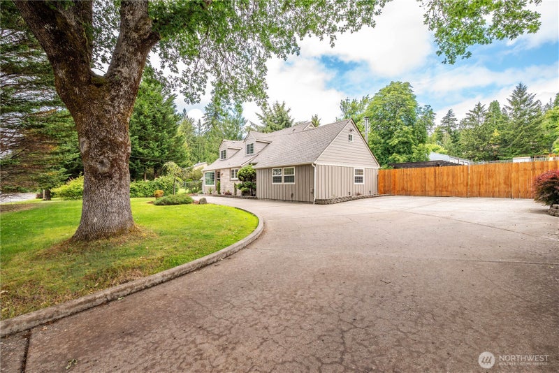 3136 Pacific Way