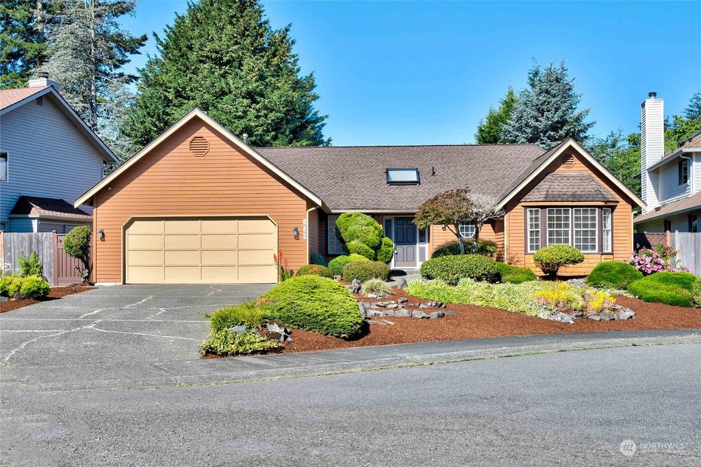 Photo of 18209 157th Avenue SE, Renton, WA 98058 (MLS # 2263736)