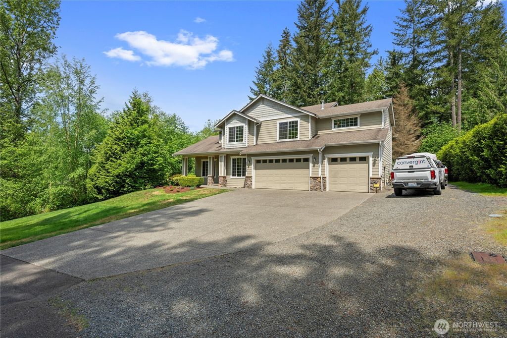 Photo of 13609 3rd Street SE, Snohomish, WA 98290 (MLS # 2528477)