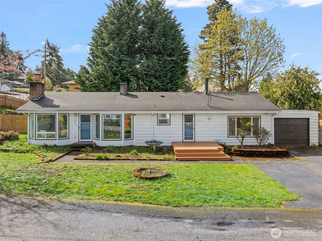 Photo of 2521 S 234th Street, Des Moines, WA 98198 (MLS # 2356884)