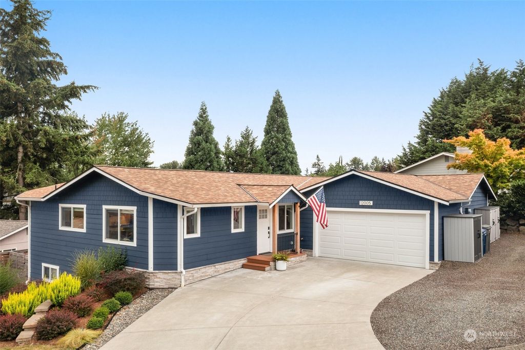 Photo of 12005 NE 133rd Place, Kirkland, WA 98034 (MLS # 2281443)