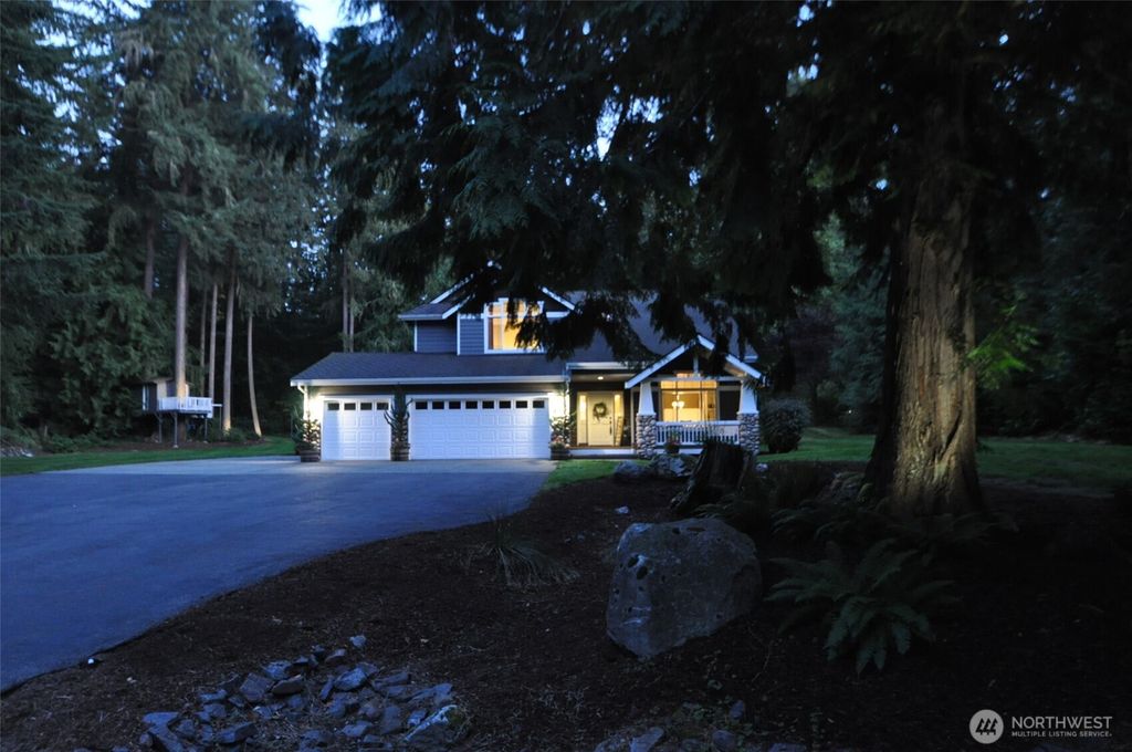 Photo of 20021 NE 194 Street, Woodinville, WA 98077 (MLS # 2436962)