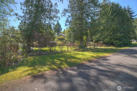 71 W Cedar Port Ludlow WA 98365