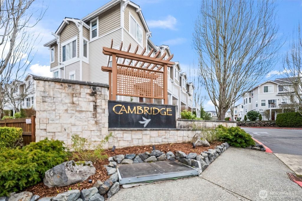 Photo of 16373 119th Terrace NE #31-5, Bothell, WA 98011 (MLS # 2497816)