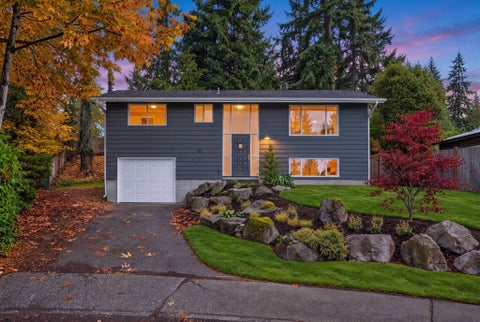 Photo of 4905 SW 239th Street, Mountlake Terrace, WA 98043 (MLS # 2599139)