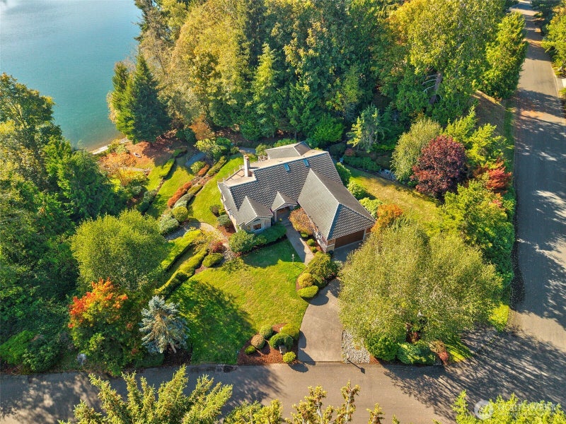 333 South Bay Lane