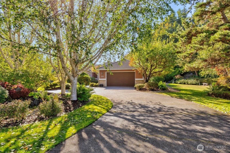 333 South Bay Lane