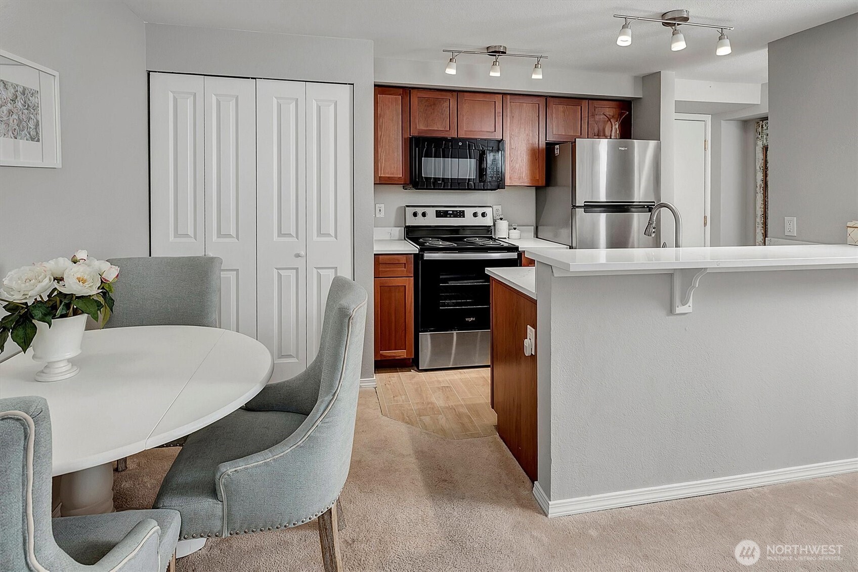 300 10th Avenue B205