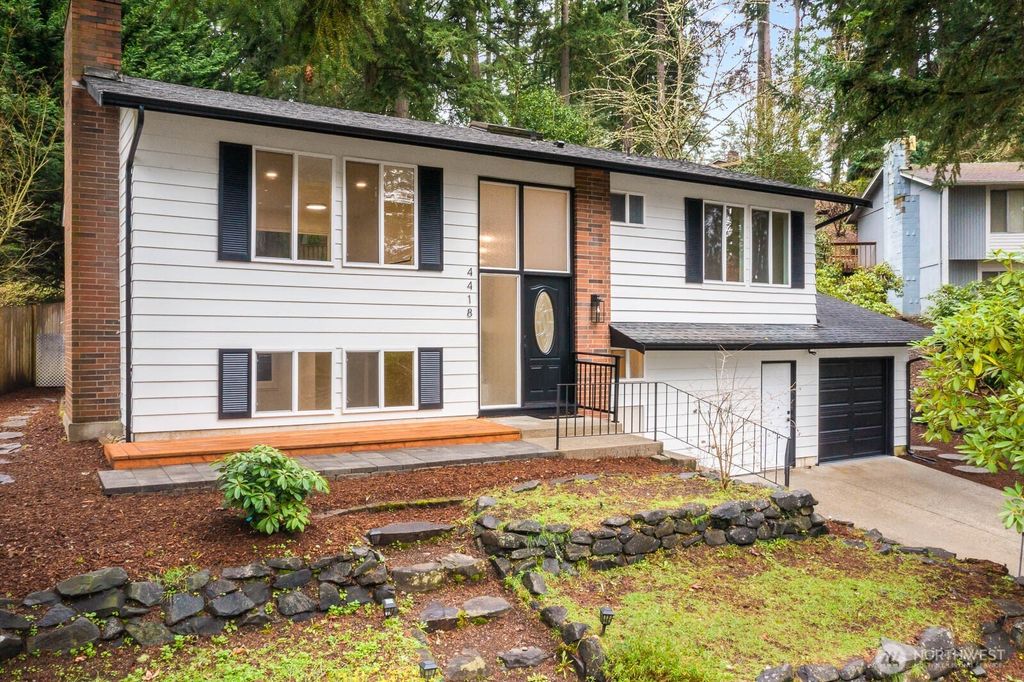 Photo of 4418 60th Ave W Ave, University Place, WA 98466 (MLS # 2476423)