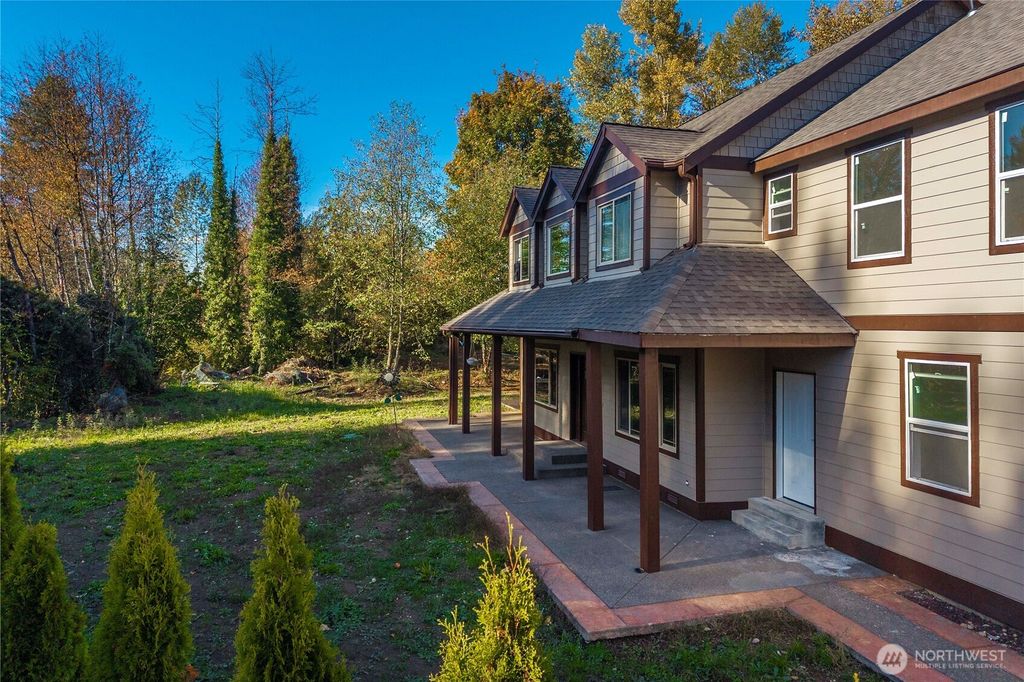 Photo of 13328 SE 273rd Street, Kent, WA 98042 (MLS # 2447973)