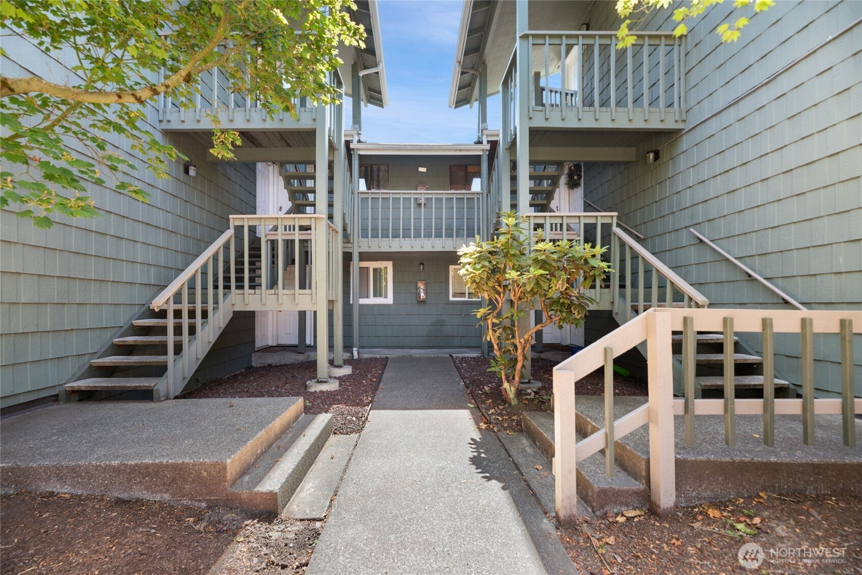 3430 I Street NE J 202