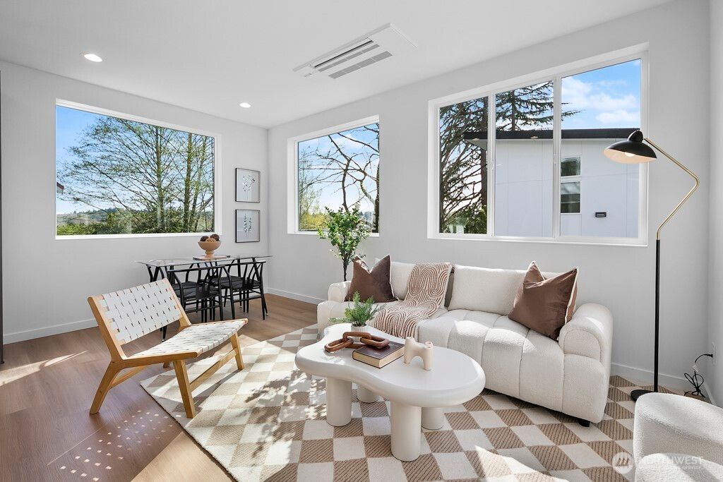 Photo of 1804 28th Avenue S, Seattle, WA 98144 (MLS # 2505606)