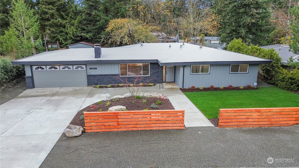 Photo of 13826 SE 142nd Street, Renton, WA 98059 (MLS # 2310664)