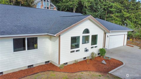 A home in Chehalis