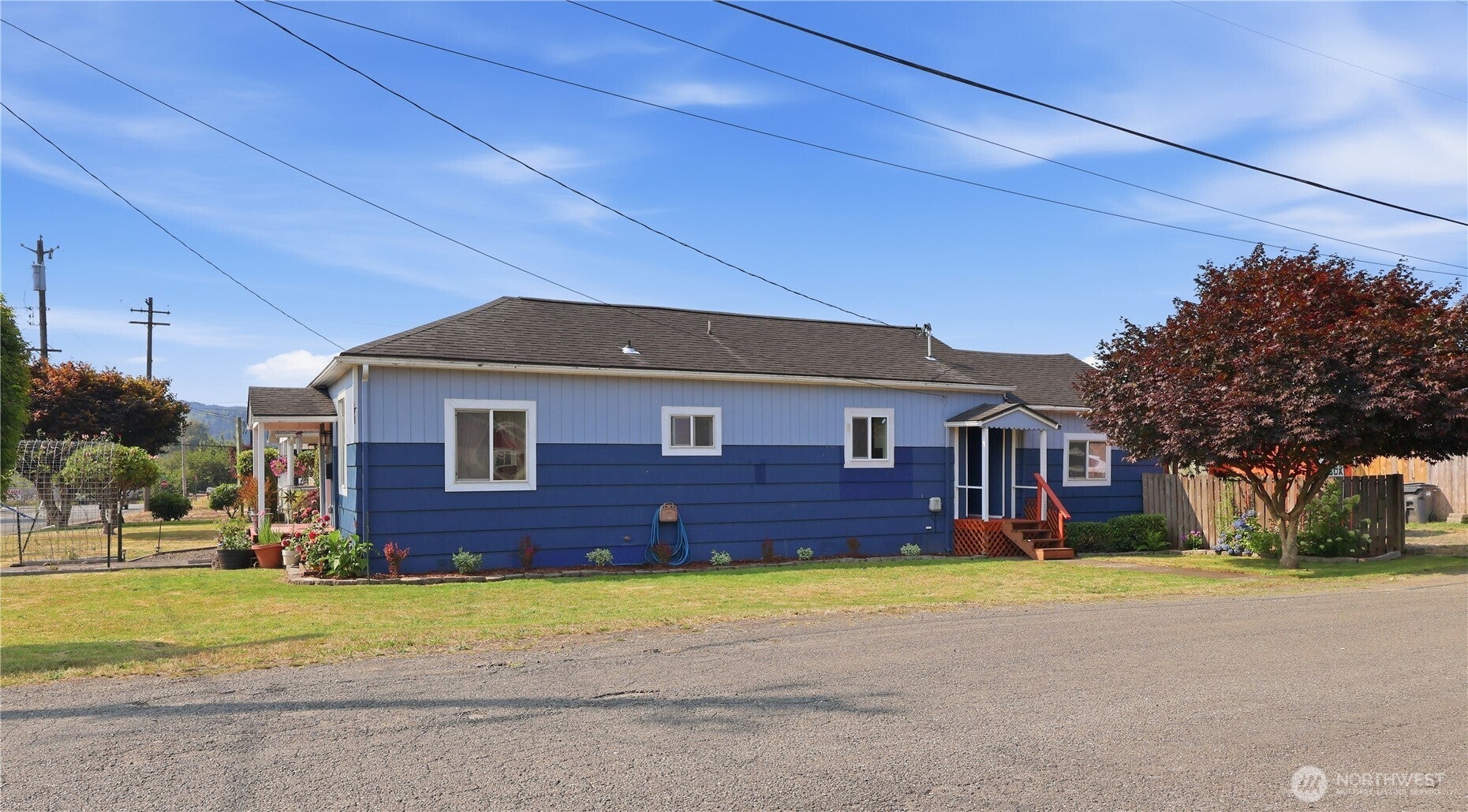 203 S Academy Street