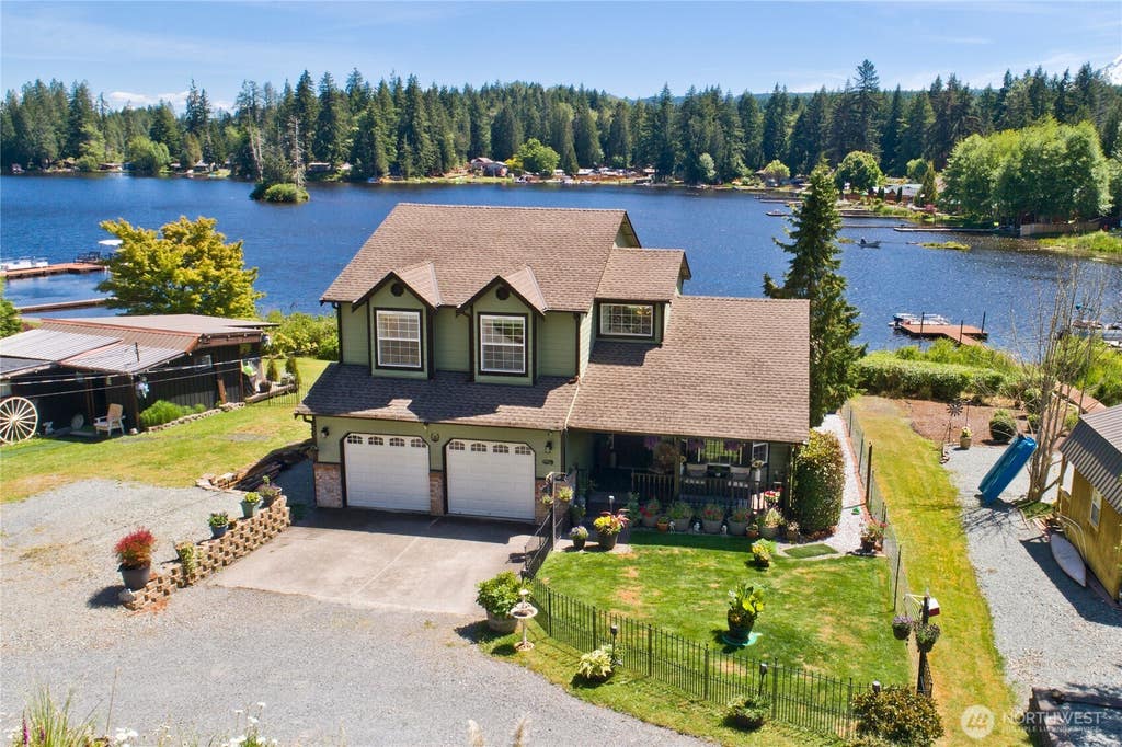 Photo of 32421 Whitman Lake Drive E, Graham, WA 98338 (MLS # 2539854)