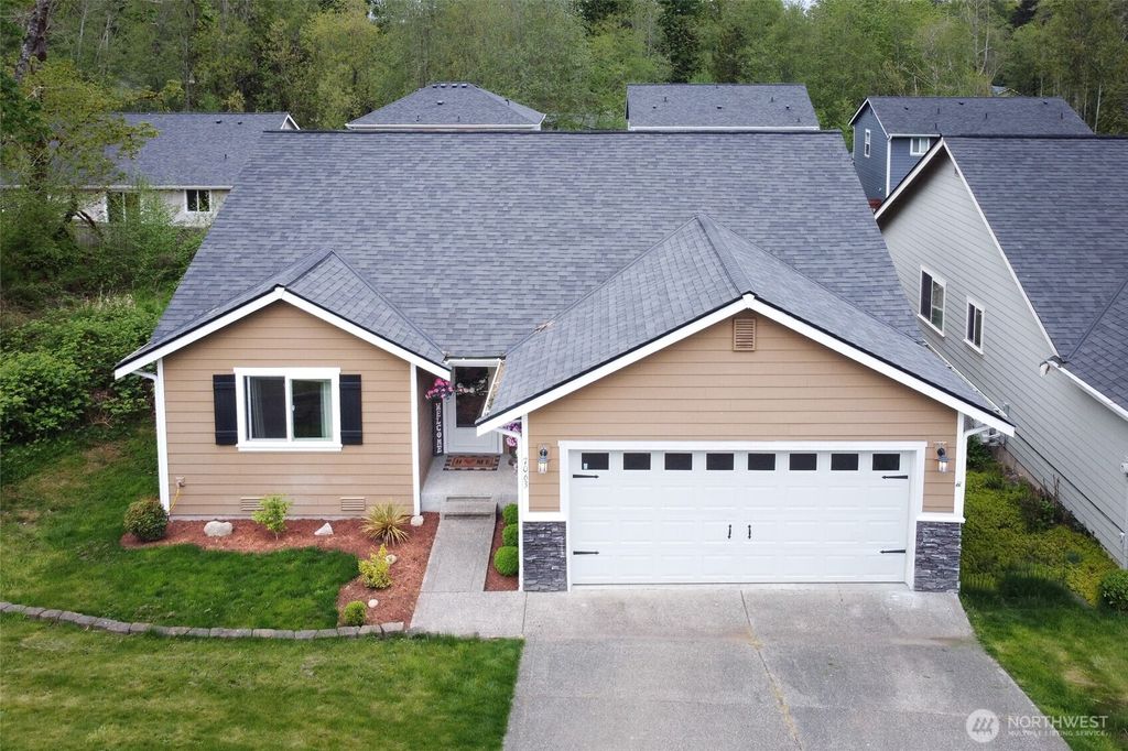 Photo of 7063 E Nightingale Street, Port Orchard, WA 98366 (MLS # 2515655)