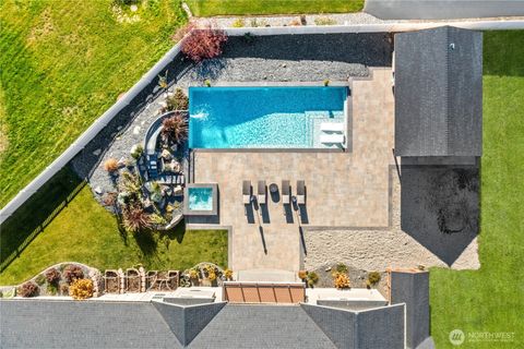 Photo of 12 Elizabeth Court, Wenatchee, WA 98801 (MLS # 2447492)