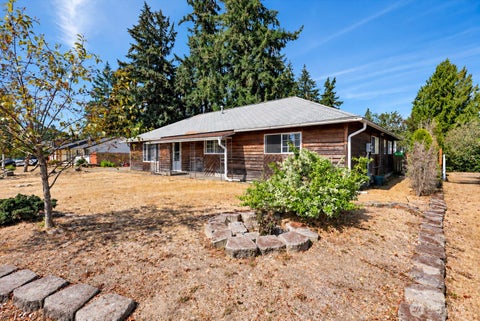 Photo of 1621 113th Street S, Tacoma, WA 98444 (MLS # 2581225)