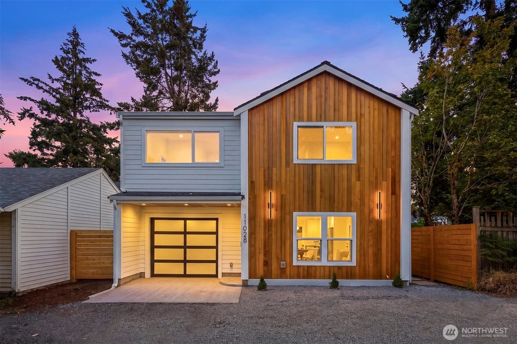 Photo of 11028 Evanston Avenue N, Seattle, WA 98133 (MLS # 2587046)