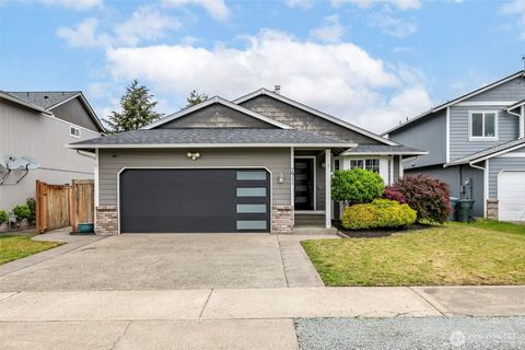 Photo of 7911 204th Street Ct E, Spanaway, WA 98387 (MLS # 2526772)