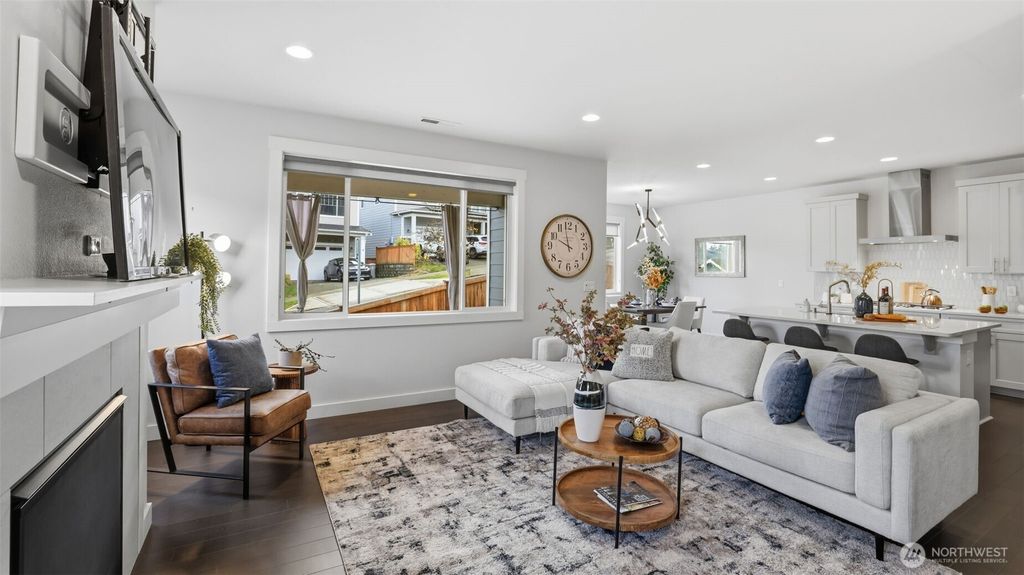 Photo of 19031 123rd Place SE, Renton, WA 98058 (MLS # 2457441)