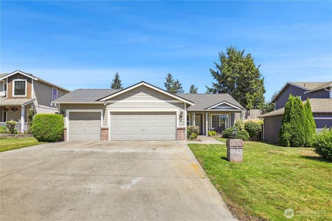 Photo of 1219 182nd Street Ct E, Spanaway, WA 98387 (MLS # 2563114)