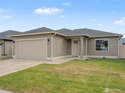 Photo of 574 S Oasis Loop, East Wenatchee, WA 98802 (MLS # 2540915)