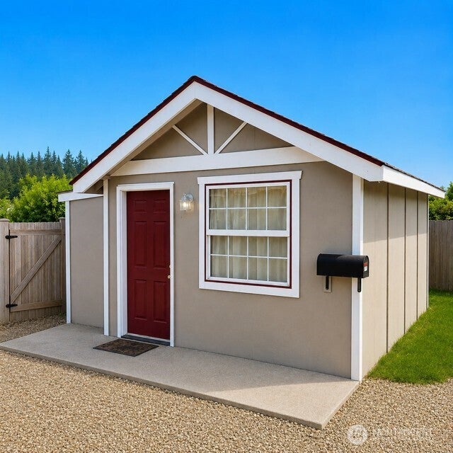 110 E Hazel Avenue