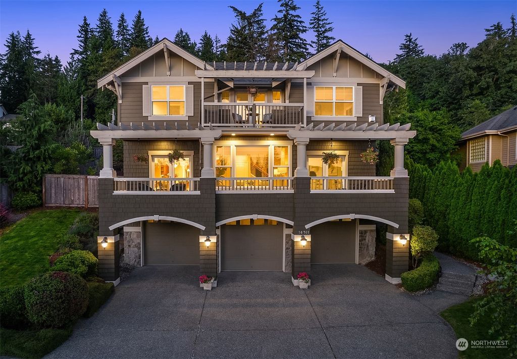 Photo of 16761 SE 63rd Place, Bellevue, WA 98006 (MLS # 2263545)