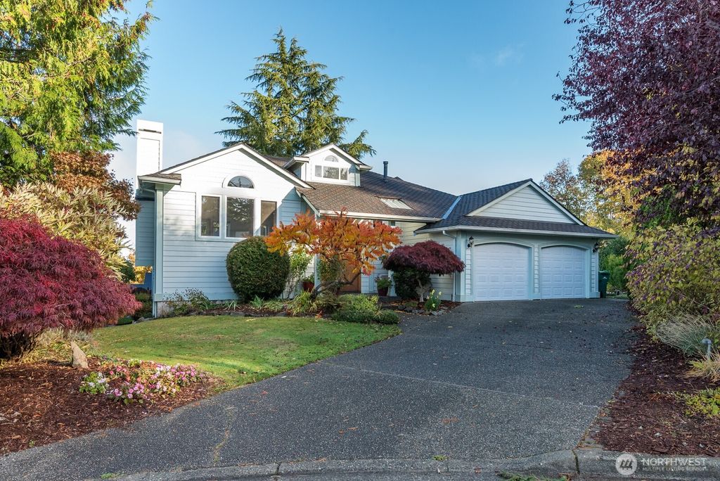 Photo of 1902 Clover Place, Mukilteo, WA 98275 (MLS # 2447773)