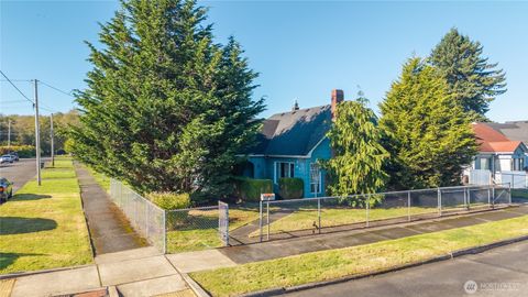 Photo of 322 N Street, Hoquiam, WA 98550 (MLS # 2425977)