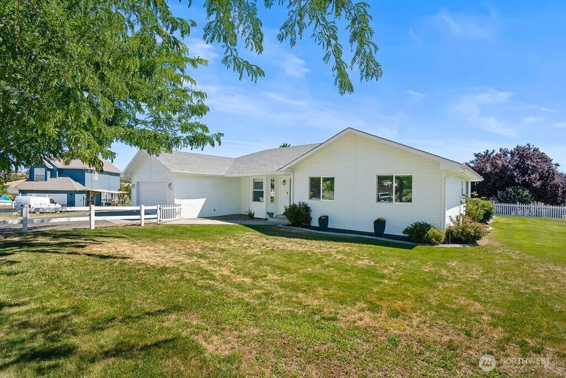 2291 Selah Loop Road
