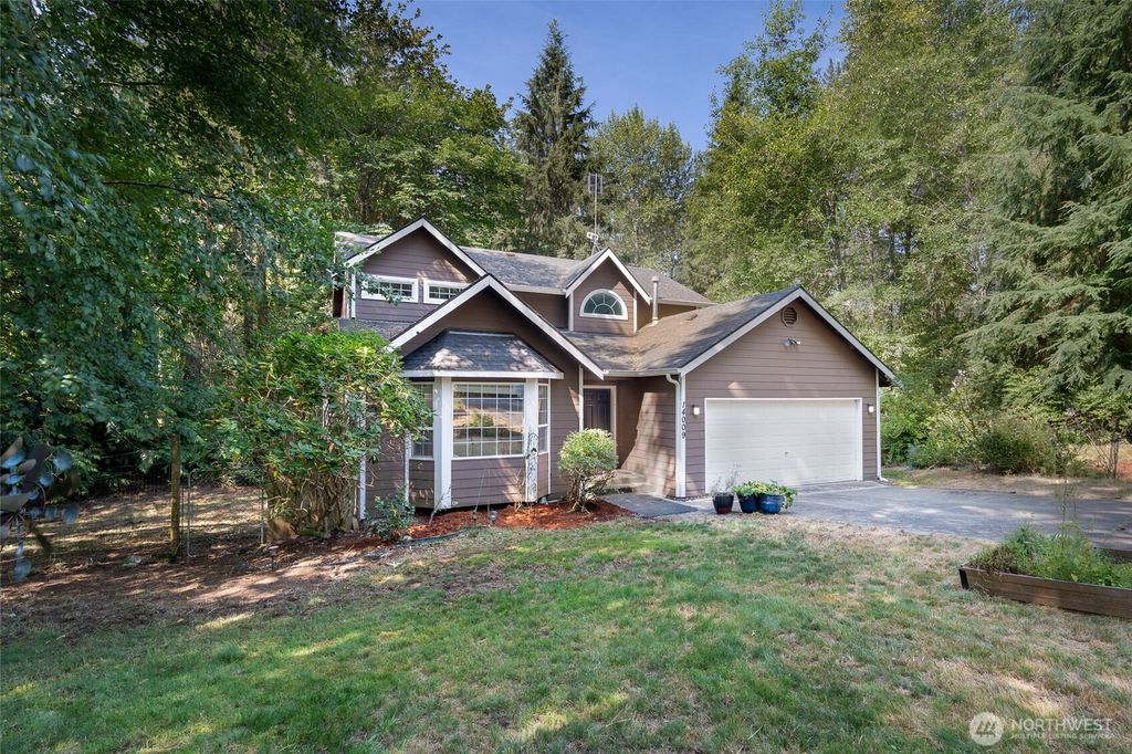 Photo of 14009 311th Avenue NE, Duvall, WA 98019 (MLS # 2416733)